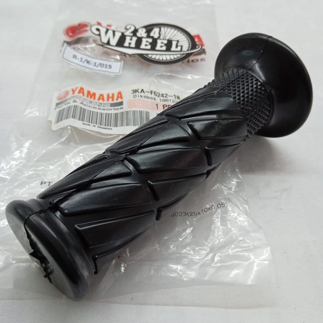 New Yamaha Handgrip