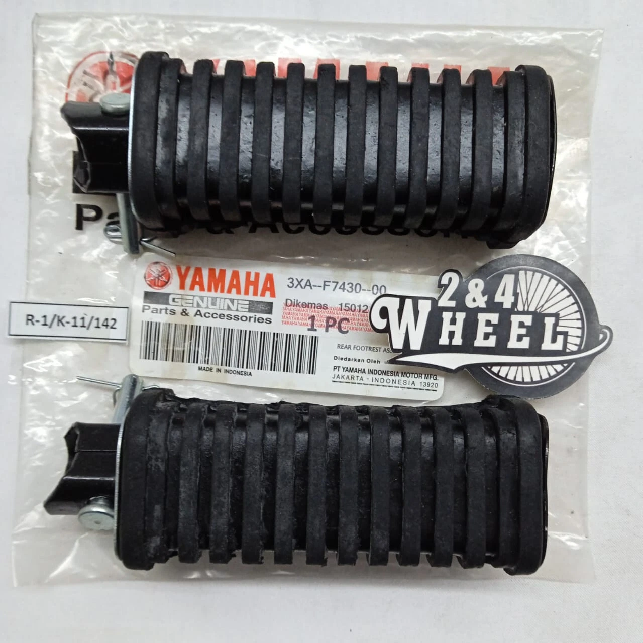 1 Pair Rear Footrest Footstep for Yamaha RXK RX135