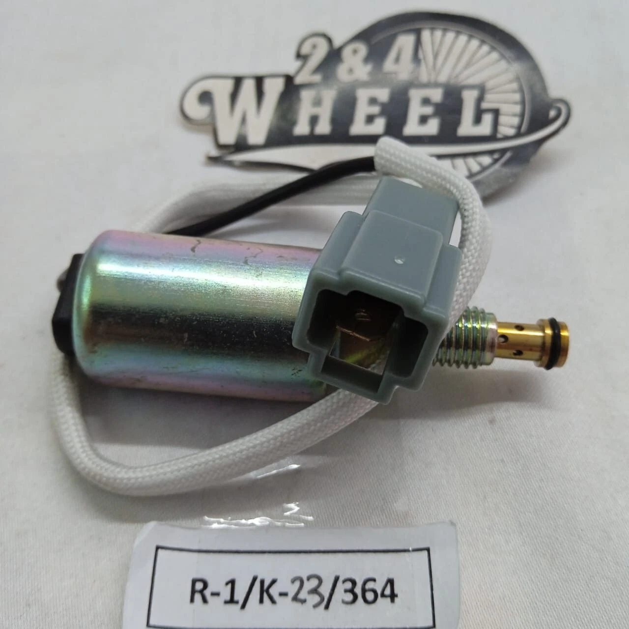 Toyota Land Cruiser FJ40 FJ43 FJ45 FJ55 FJ56 Solenoid Throttle Valve 21062-61020 - Image 5