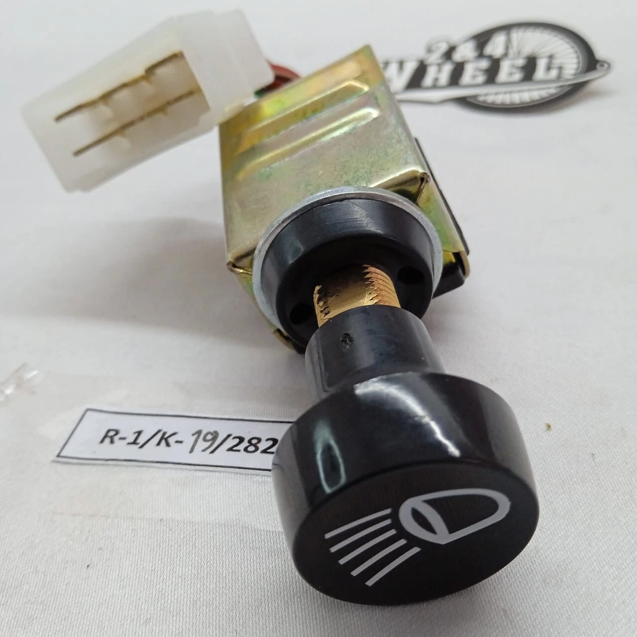 Toyota Land Cruiser FJ40 FJ45 Headlight Control Switch with Knob NEW