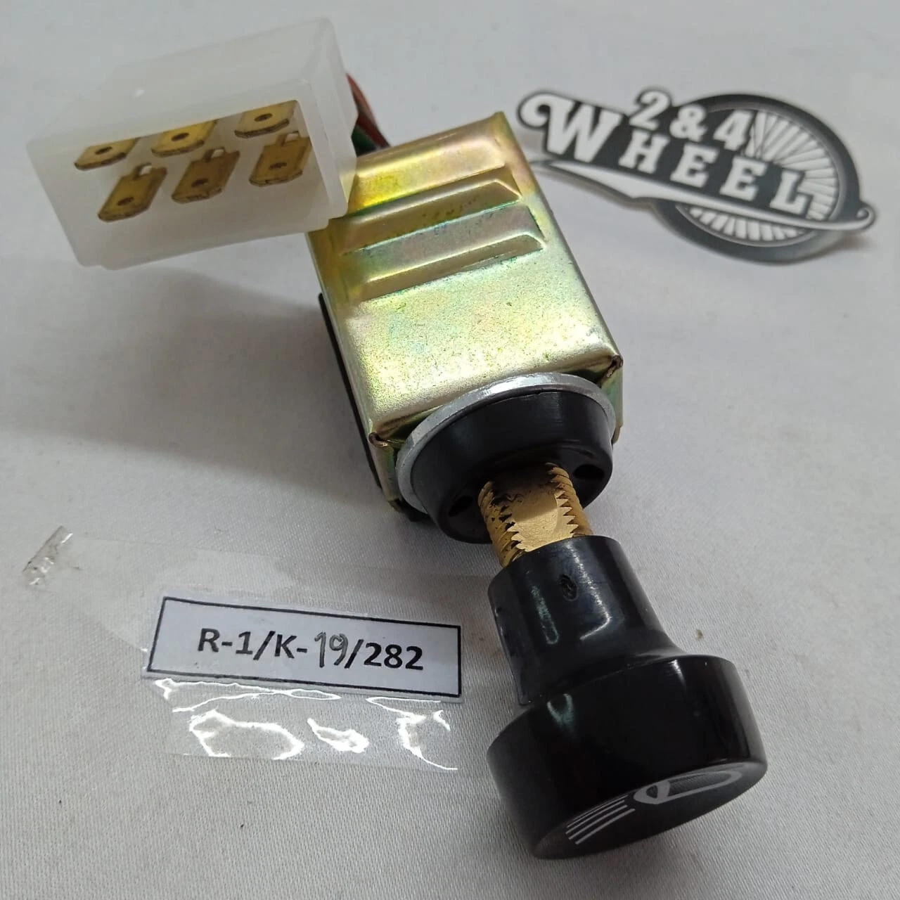 Toyota Land Cruiser FJ40 FJ45 Headlight Control Switch with Knob NEW - Image 3