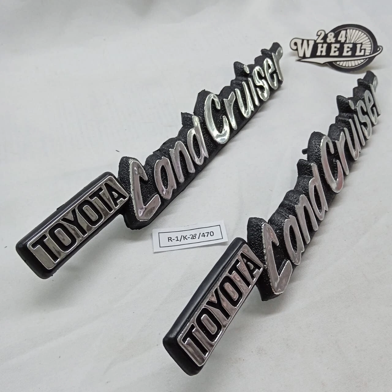 Toyota Land Cruiser FJ40 FJ43 FJ45 BJ40 HJ45 Side Emblem Badge NEW - Image 3