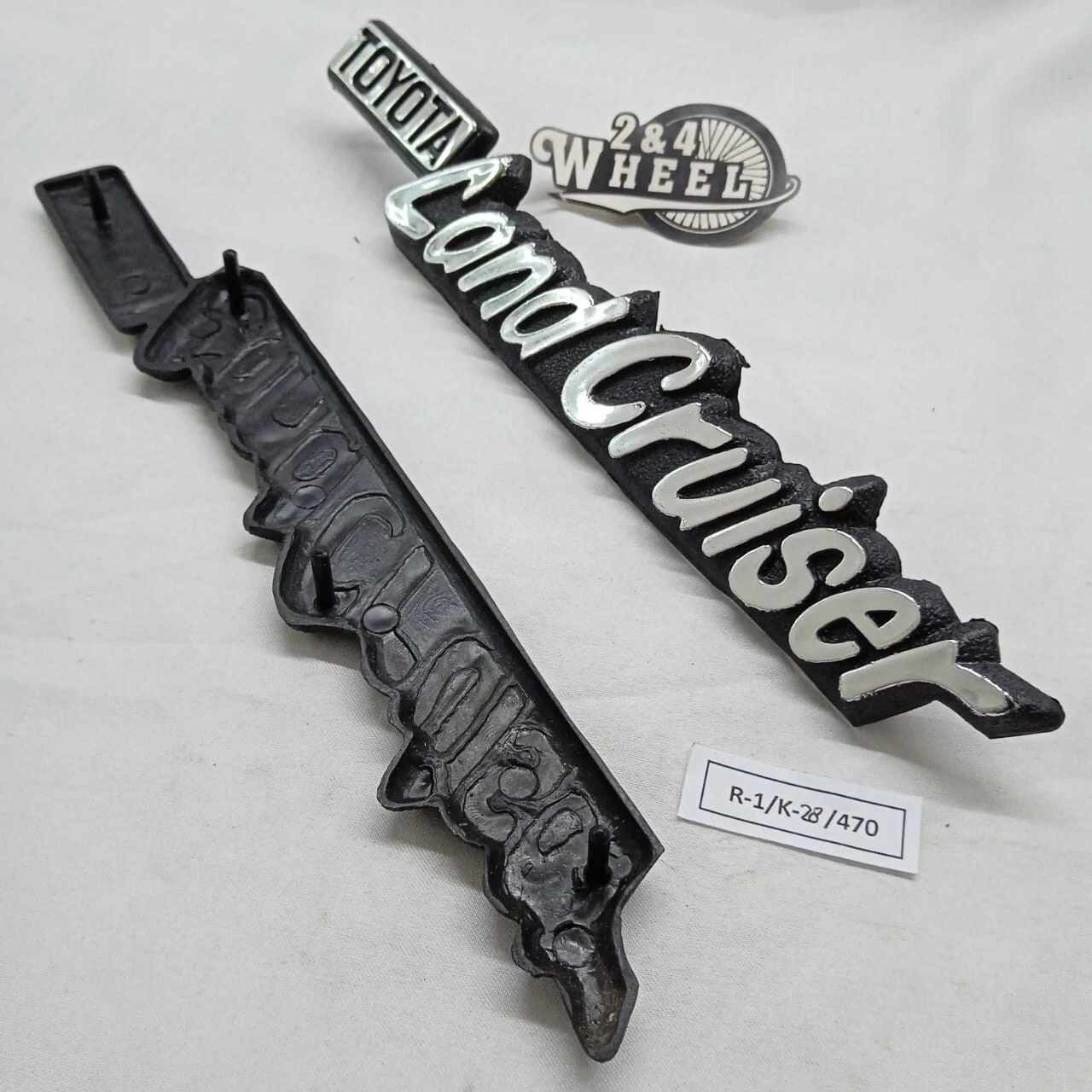 Toyota Land Cruiser FJ40 FJ43 FJ45 BJ40 HJ45 Side Emblem Badge NEW - Image 5