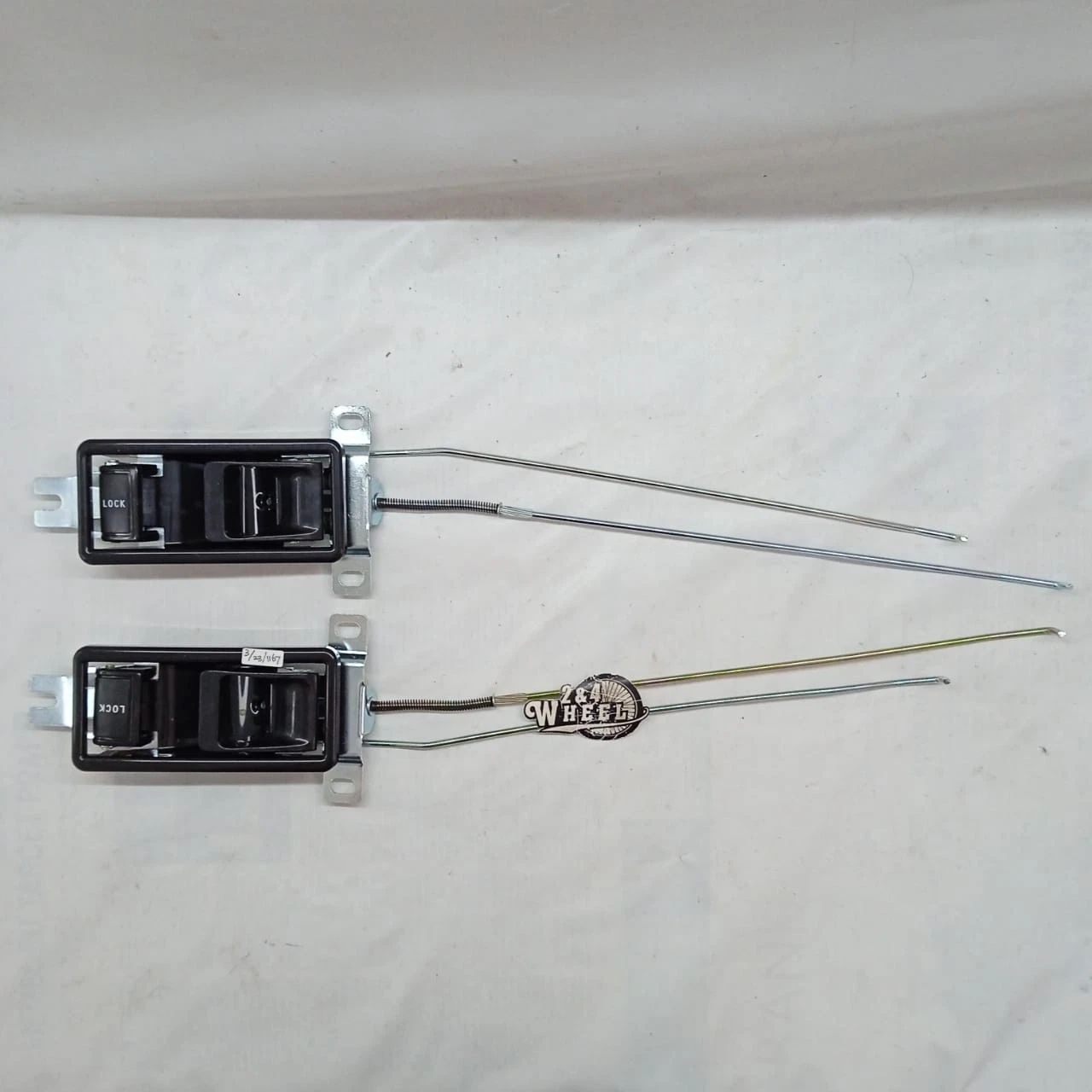 Toyota Land Cruiser BJ40 BJ42 FJ40 FJ45 Door Handle Linkage Bezel Pair L/R NEW - Image 2