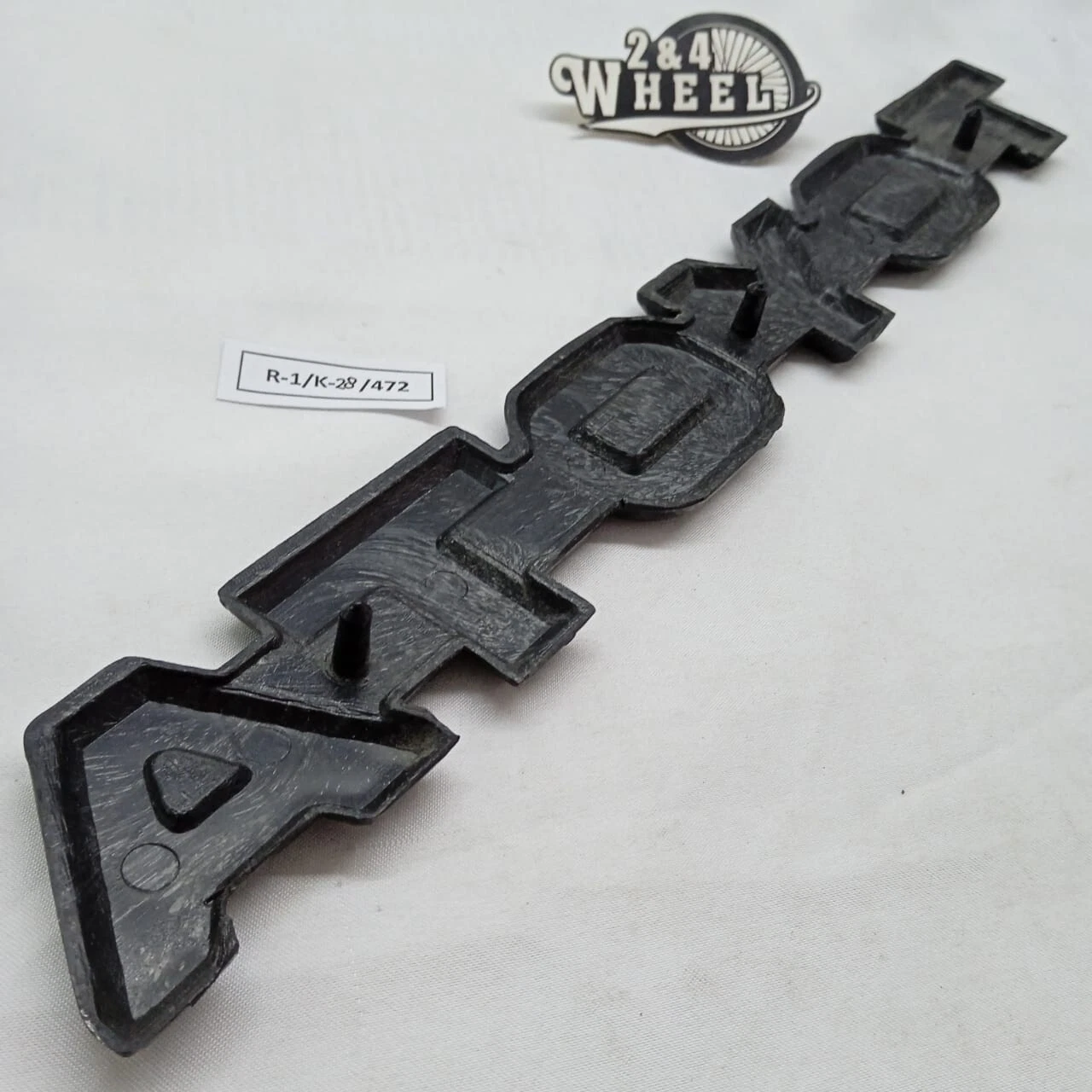 Toyota Land Cruiser FJ40 FJ45 BJ40 BJ42 HJ45 Front Grille Badge Emblem NEW - Image 5