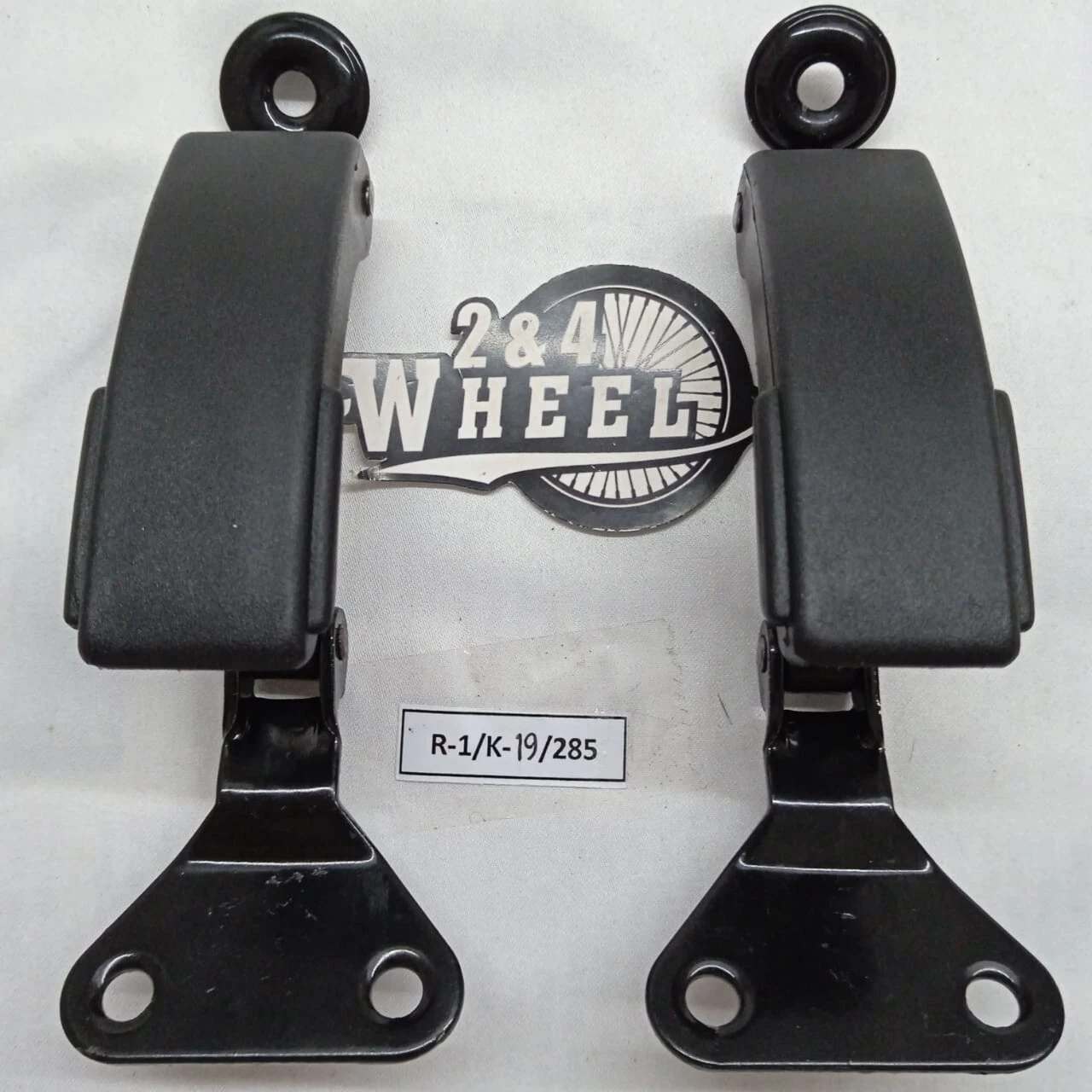 Toyota Land Cruiser FJ40 BJ40 Kick Out Hinge / Side Window Lock Quarter Window - Image 5