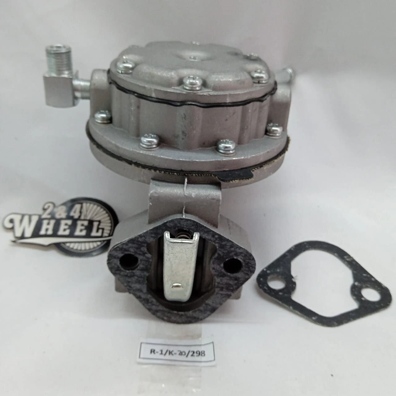 Toyota Land Cruiser FJ40 FJ43 FJ45 FJ55 Mechanical Fuel Pump with Gasket NEW OEM - Image 3