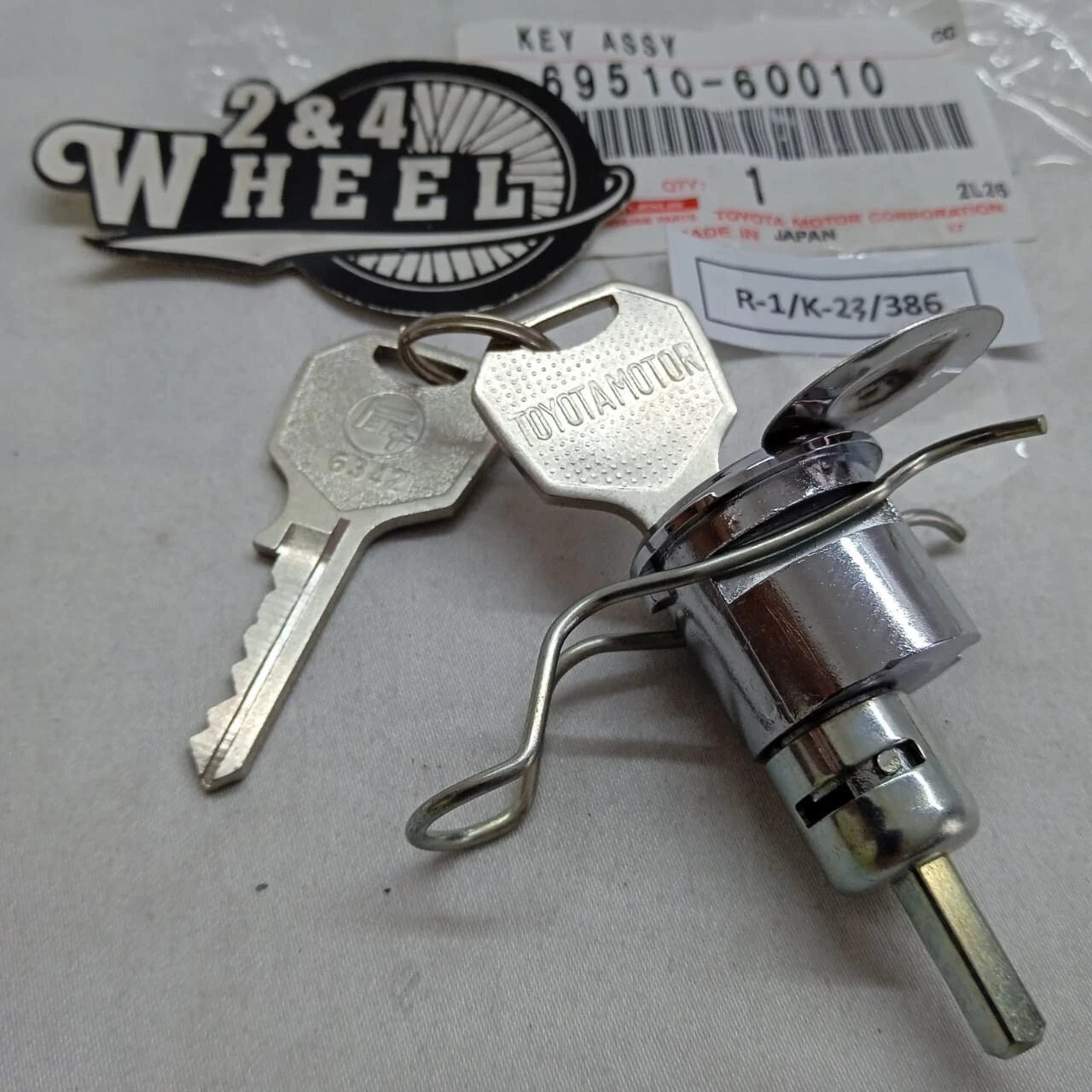 Toyota Land Cruiser FJ40 FJ45 BJ40 Rear Back Door Lock & Cylinder Key NEW - Image 4