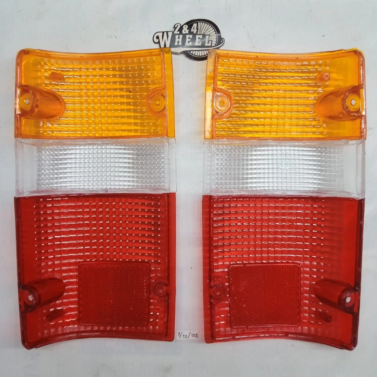 Toyota Truck LN85 YN90 LN106 LN107 LN109 YN86 YN105 Tail Light Lens Pair Lh/Rh - Image 4