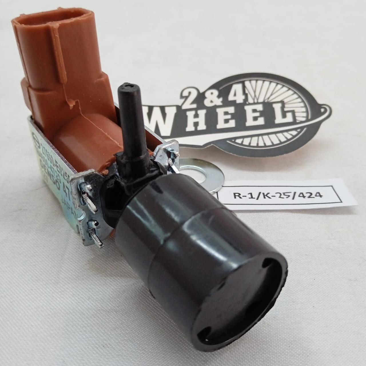 Toyota Dyna Toyoace WU302 WU342 Valve Assy Vacuum Switching 27690-E0250 NEW - Image 3