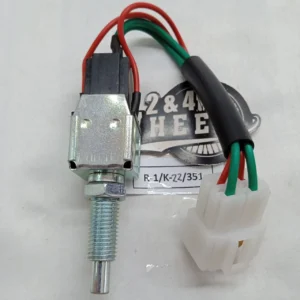 Brake Light Switch Assy Toyota Corolla KE30 KE50 Hilux RN25 Hiace LH11 RH25 NEW