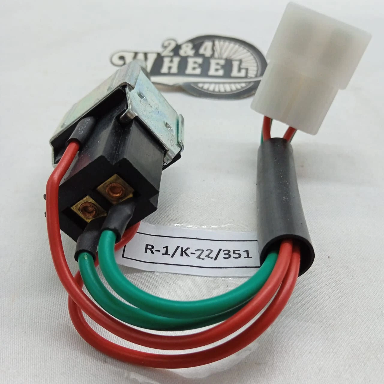 Brake Light Switch Assy Toyota Corolla KE30 KE50 Hilux RN25 Hiace LH11 RH25 NEW - Image 2