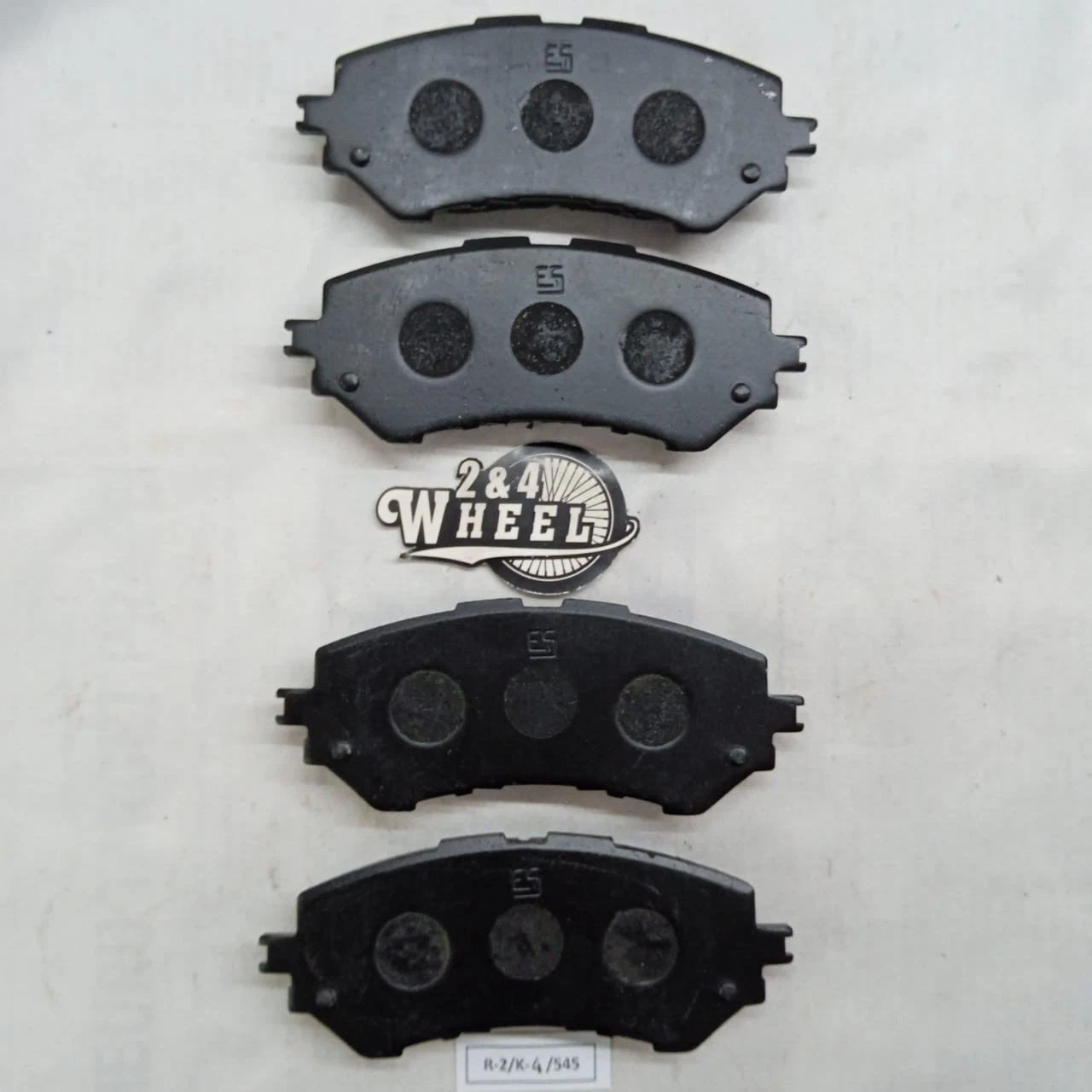 Toyota Yaris ATIV Saloon Front Brake Pads 04465-0D150 NEW - Image 6