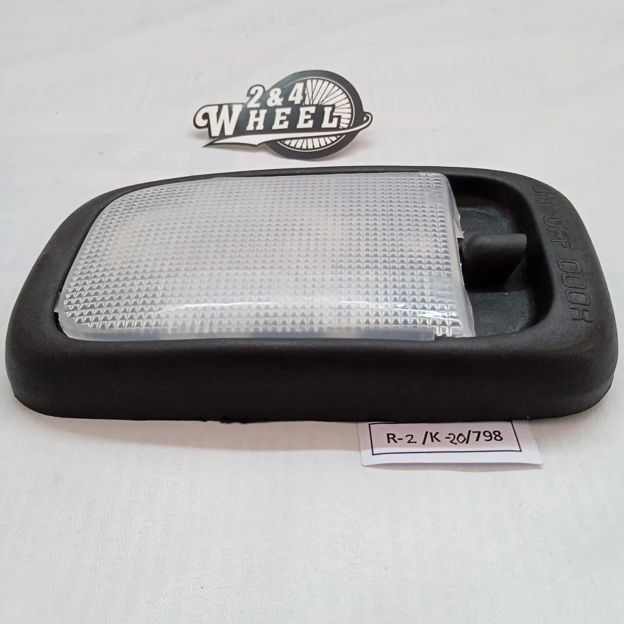 Fits Toyota Tacoma AE92 AE95 AE101 AE102 AE111 AT190 Interior Dome Light Black - Image 3