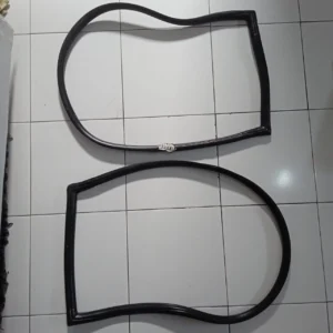 Toyota Land Cruiser FJ40 FJ45 BJ40 75-84 Glass Seal Weatherstrip Side Window L/R