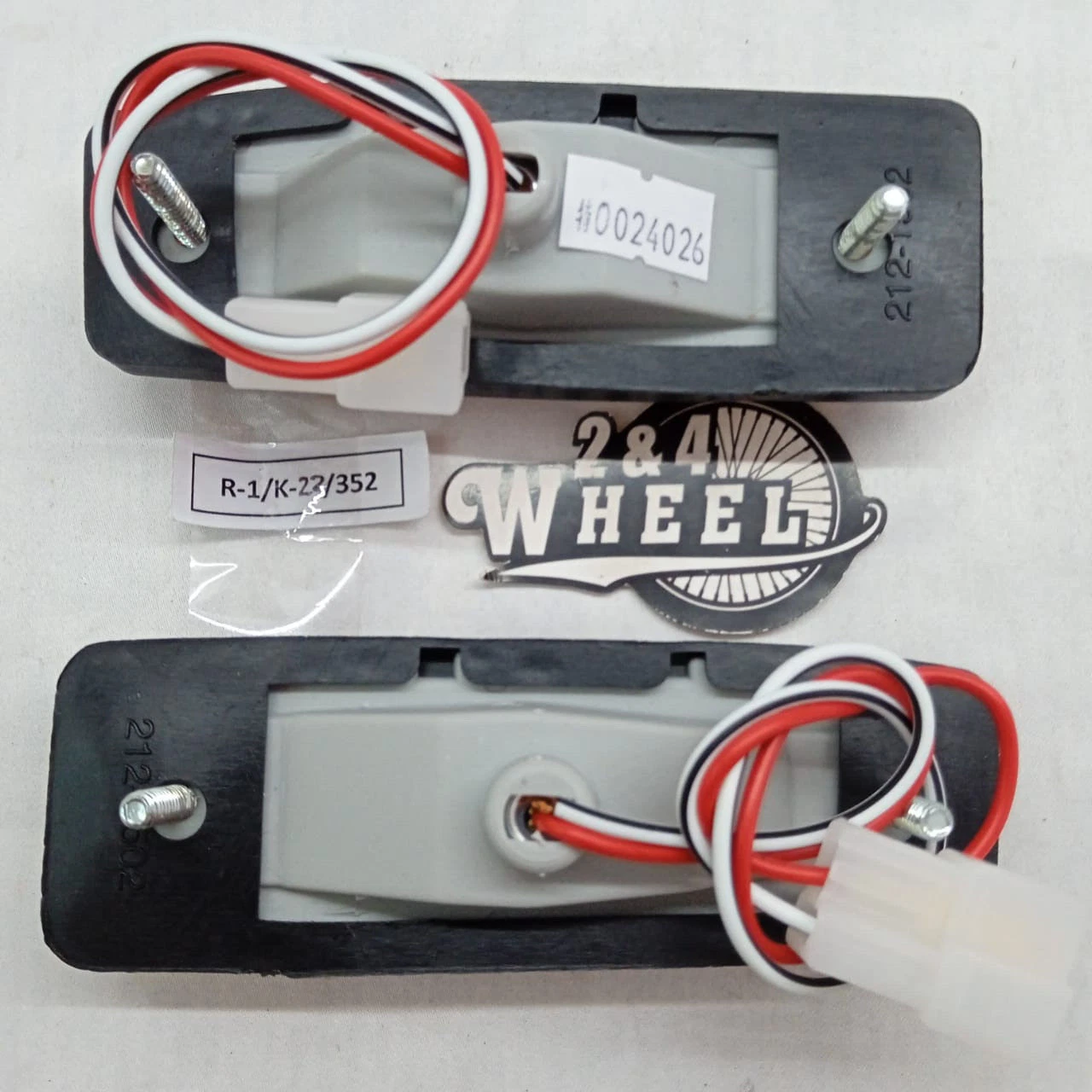 Corolla KE30 KE35 KE36 KE38 KE55 TE31 TE37 Side Marker Light Turn Signal Lamp - Image 4