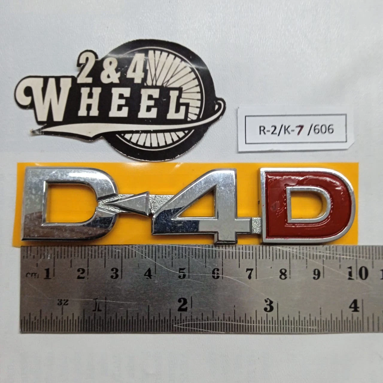 Toyota Hilux Vigo SR5 Fortuner D4D Logo Emblem Badge NEW - Image 5