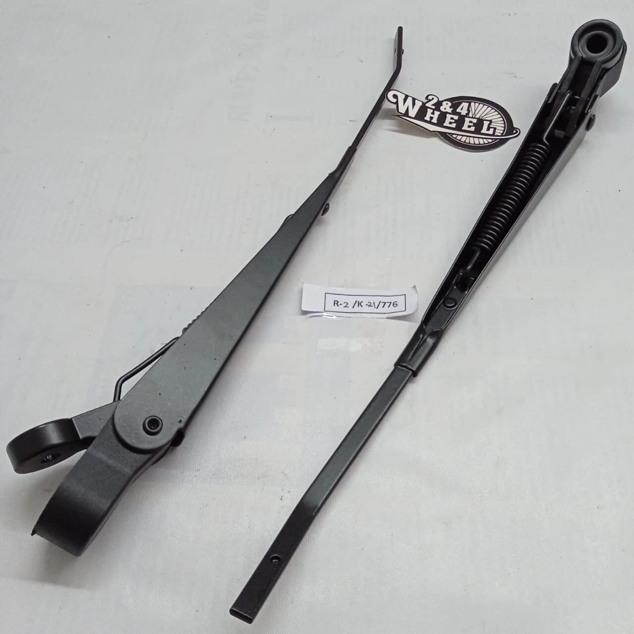 Pair Toyota Land Cruiser FJ40 FJ45 BJ40 HJ45 Winshields Wiper Arm 12"inch NEW - Image 2