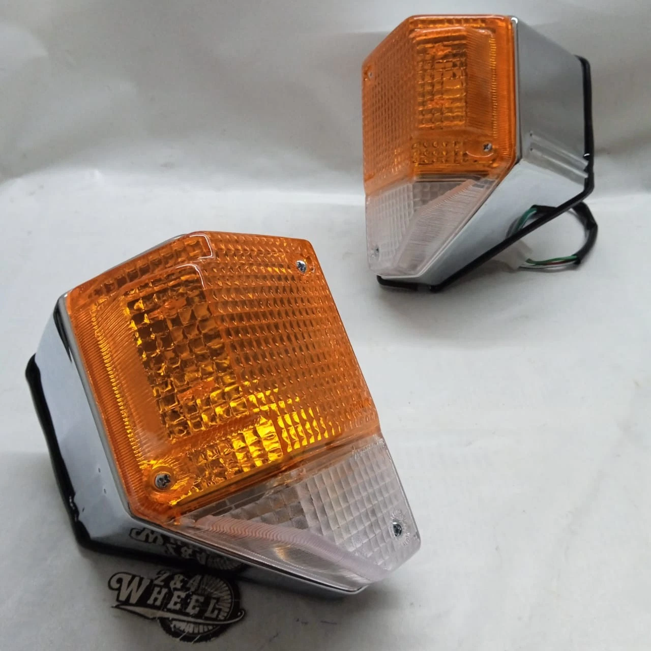Toyota Land Cruiser BJ70 70 Front Turn Signal Light Lamp Pair Lh/Rh Chrome NEW - Image 3