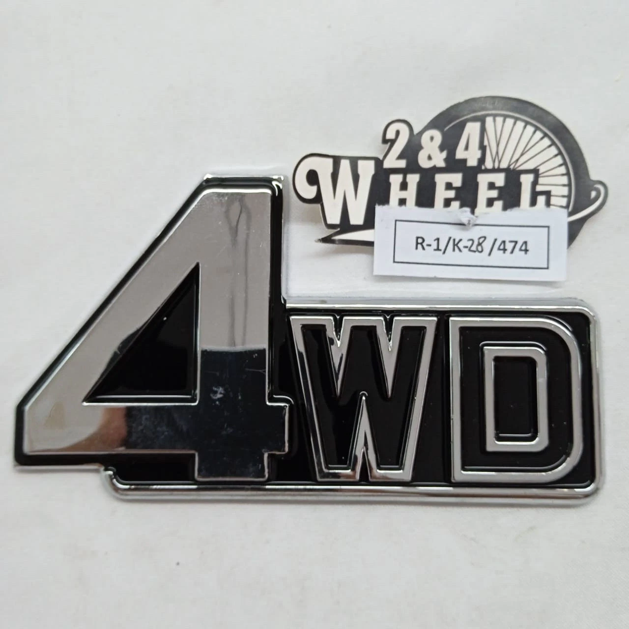 Toyota Land Cruiser FJ60 FJ62 BJ60 81-90 Rear Emblem Badge 4WD NEW