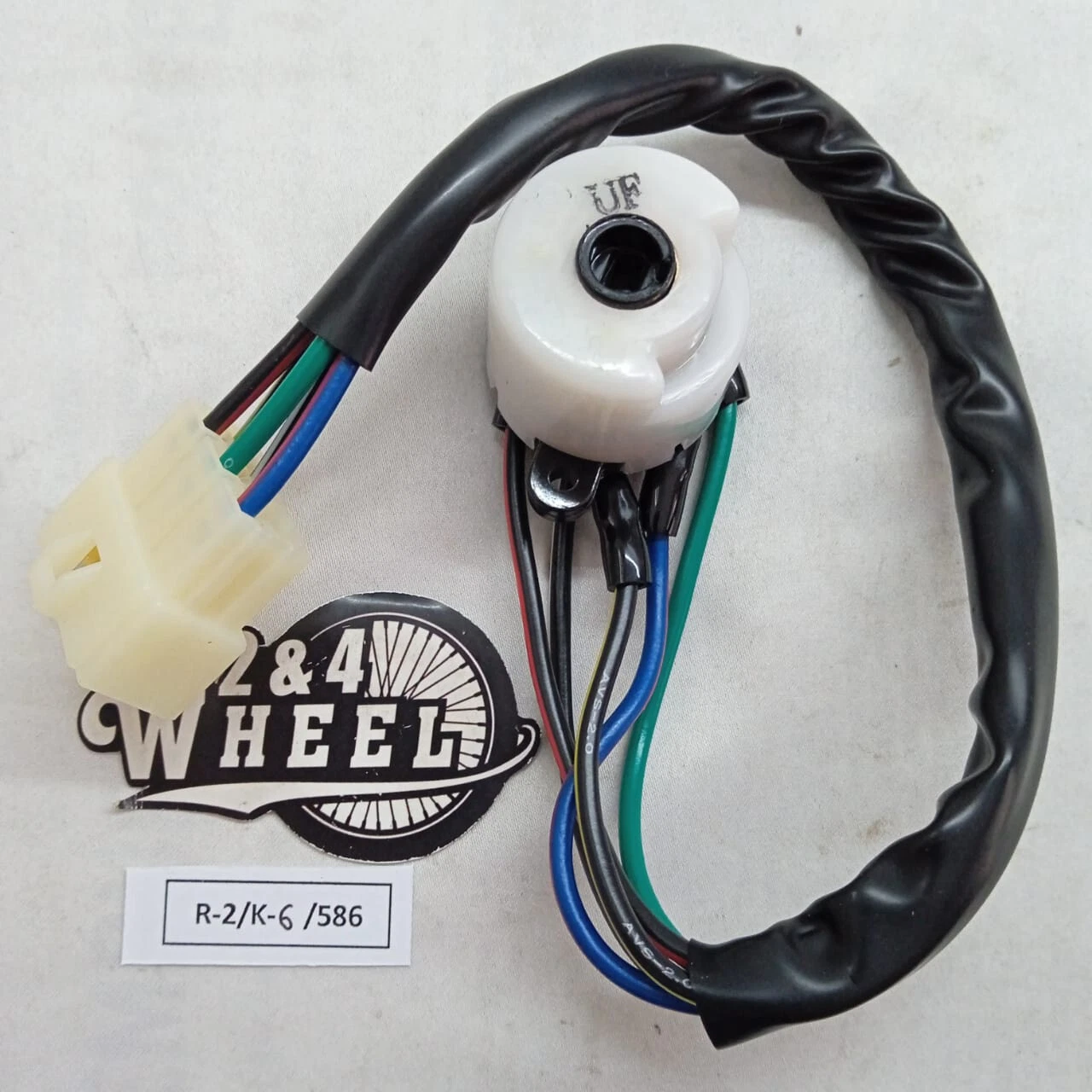 Daihatsu TAFT Blizzard LD10 F20 F50 Ignition Starter Switch 84450-87601 NEW