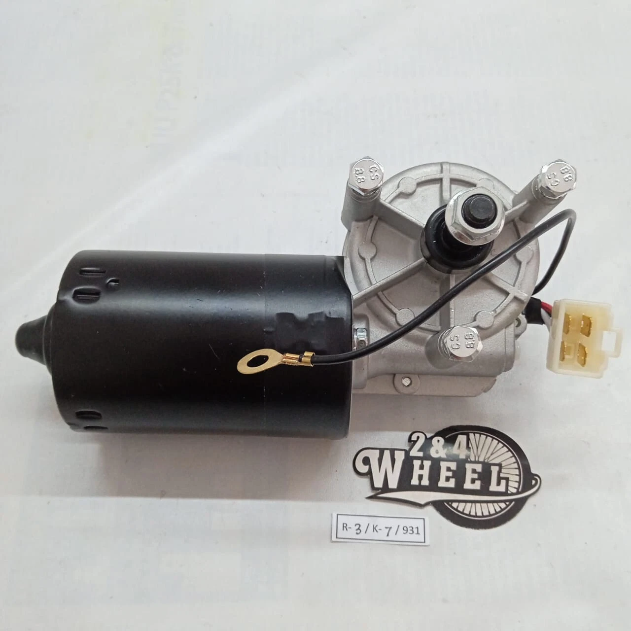 Daihatsu TAFT Rocky Feroza Sportrak Fourtrak Winshield Wiper Motor Assy RHD NEW
