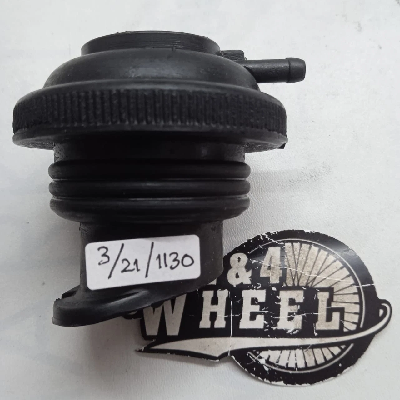 Daihatsu Hijet Van Mini Truck Piaggio Porter S75 S80 S81 S83 Oil Filler Cap NEW