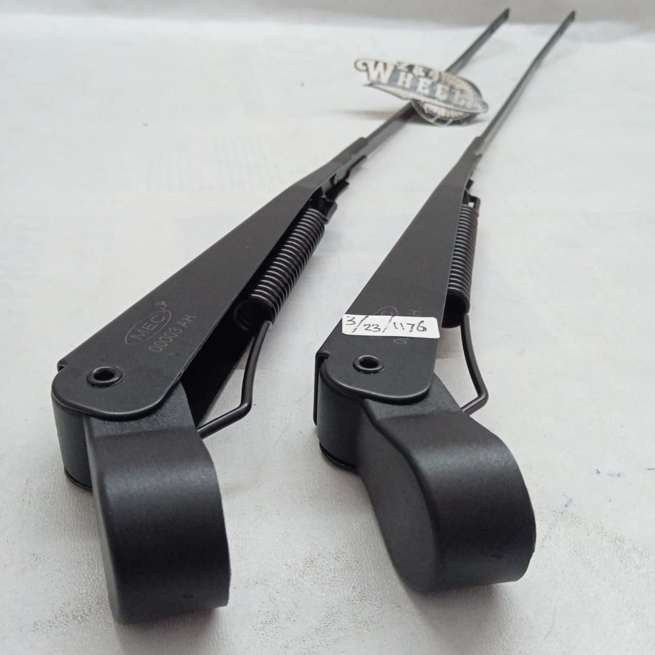 Daihatsu Hijet Mini Truck Van S80 S81 S83 Front Wiper Arm Set RHD NEW - Image 3