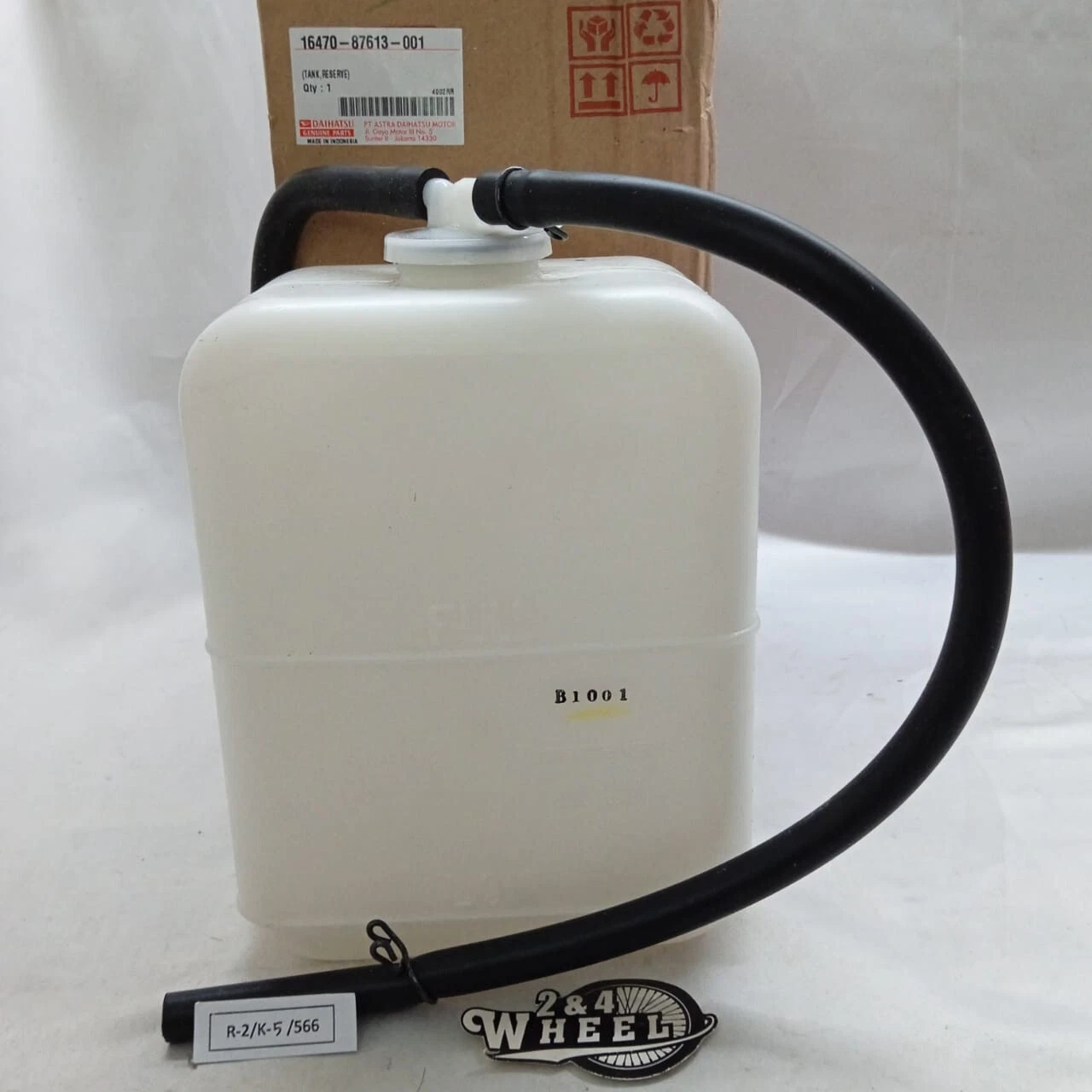 Daihatsu TAFT F10 F20 F50 F70 Coolant Reservoir Overflow Bottle Tank NEW