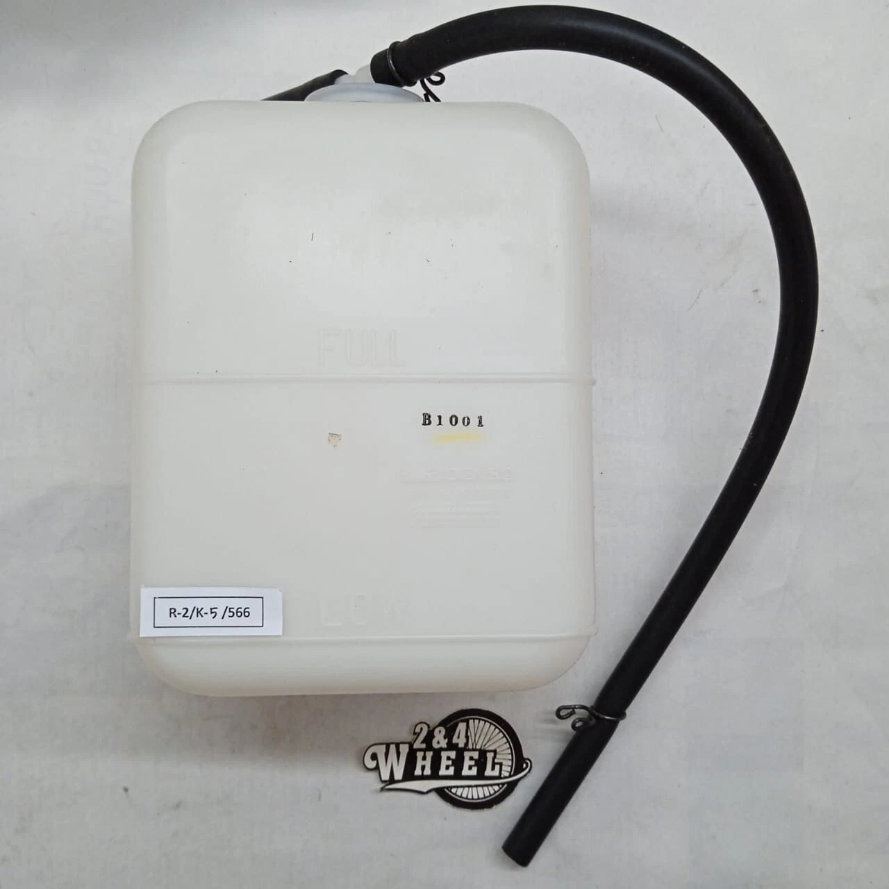 Daihatsu TAFT F10 F20 F50 F70 Coolant Reservoir Overflow Bottle Tank NEW - Image 2