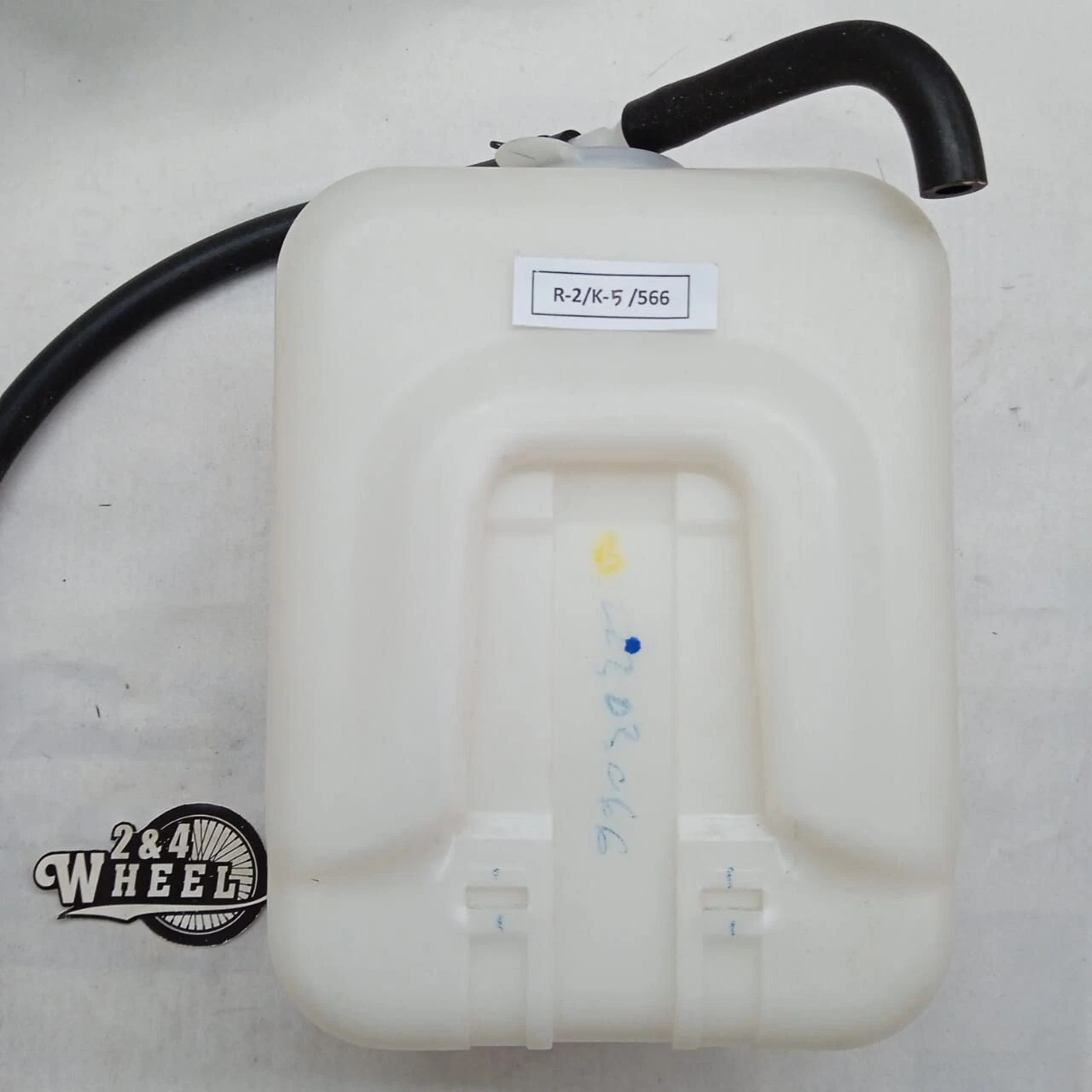 Daihatsu TAFT F10 F20 F50 F70 Coolant Reservoir Overflow Bottle Tank NEW - Image 4