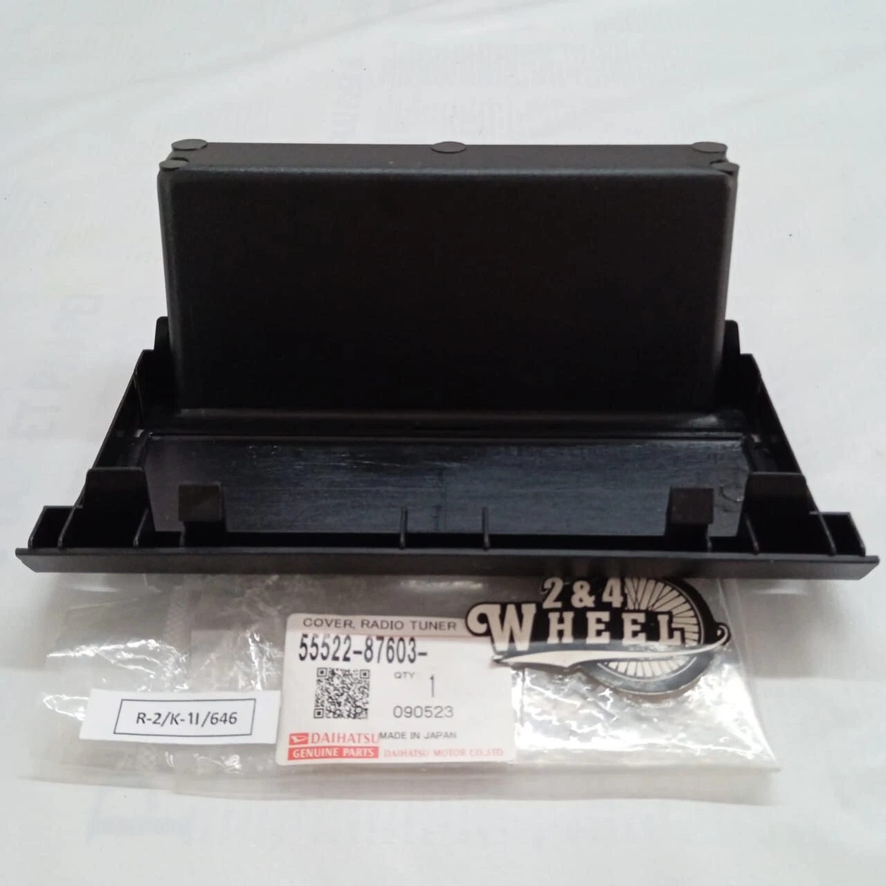 Tape Tuner Cover Instrument Center Dash Daihatsu Feroza Fourtrak Rocky Sportrak - Image 3
