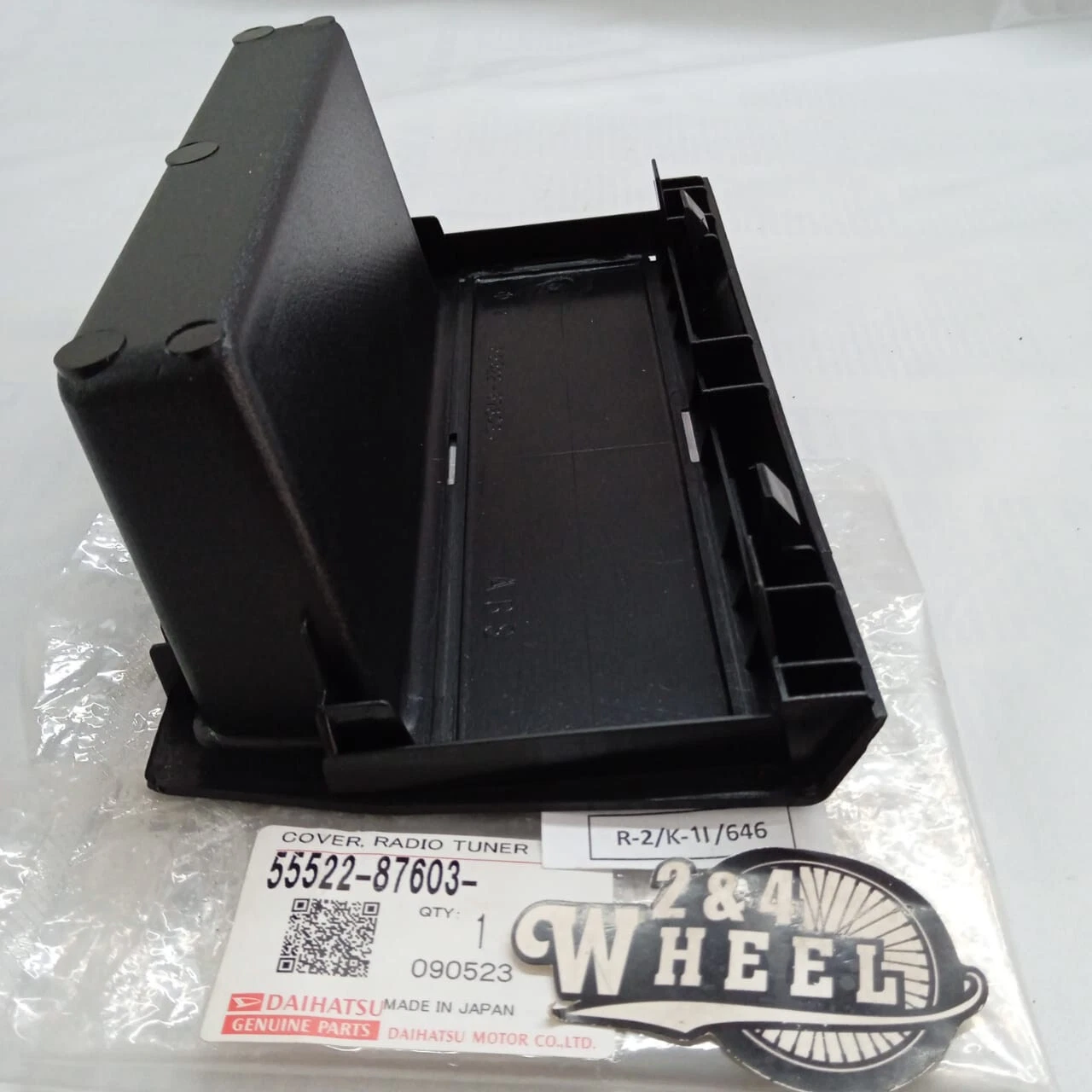 Tape Tuner Cover Instrument Center Dash Daihatsu Feroza Fourtrak Rocky Sportrak - Image 6