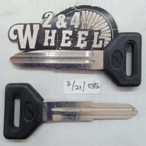 Daihatsu TAFT Feroza Rocky Sportrak Fourtrak Key Blank Uncut 2Pcs NEW