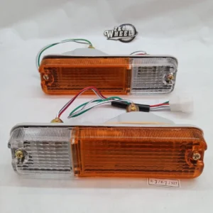 Daihatsu Feroza Rocky Blizzard Front Bumper Turn Signal Lamp LH/RH NEW