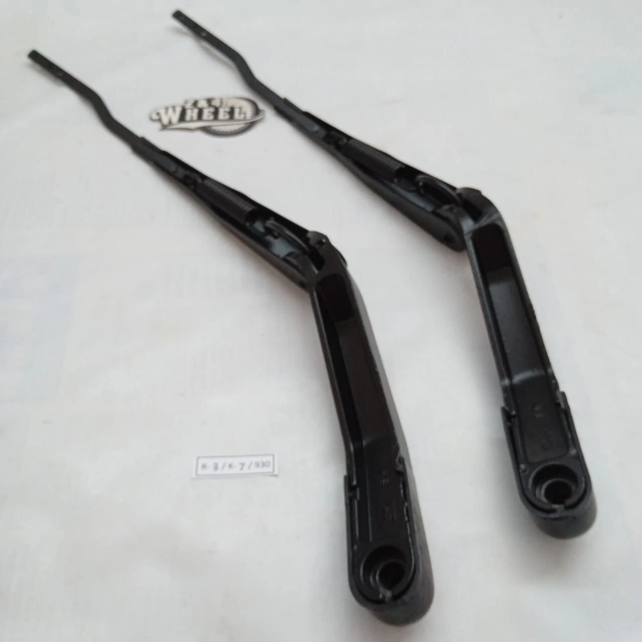Daihatsu TAFT FEROZA ROCKY FOURTRAK SPORTRAK Front Wiper Arm Blade SET RHD - Image 5