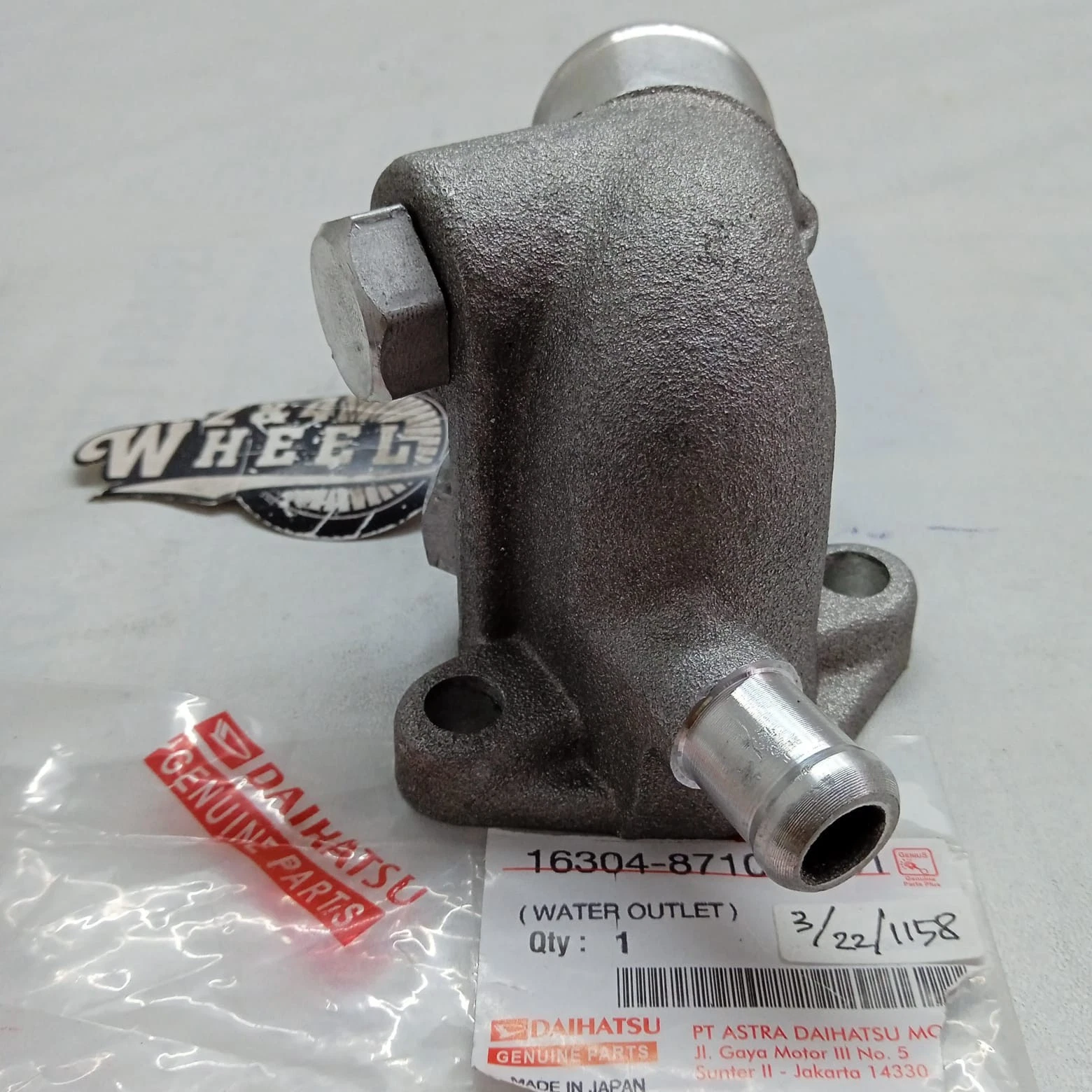Daihatsu Feroza Sportrak F300 F61 Water Outlet Housing NEW - Image 3