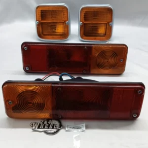 Daihatsu TAFT F20 F50 Wildcat Toyota Blizzard Tail Light and Front Turn Signal