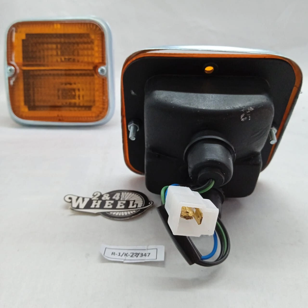 Daihatsu TAFT F20 F50 Wildcat Toyota Blizzard Tail Light and Front Turn Signal - Image 13