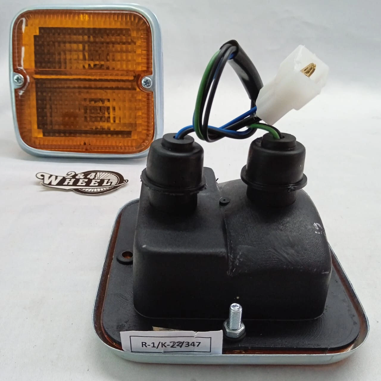 Daihatsu TAFT F20 F50 Wildcat Toyota Blizzard Tail Light and Front Turn Signal - Image 14