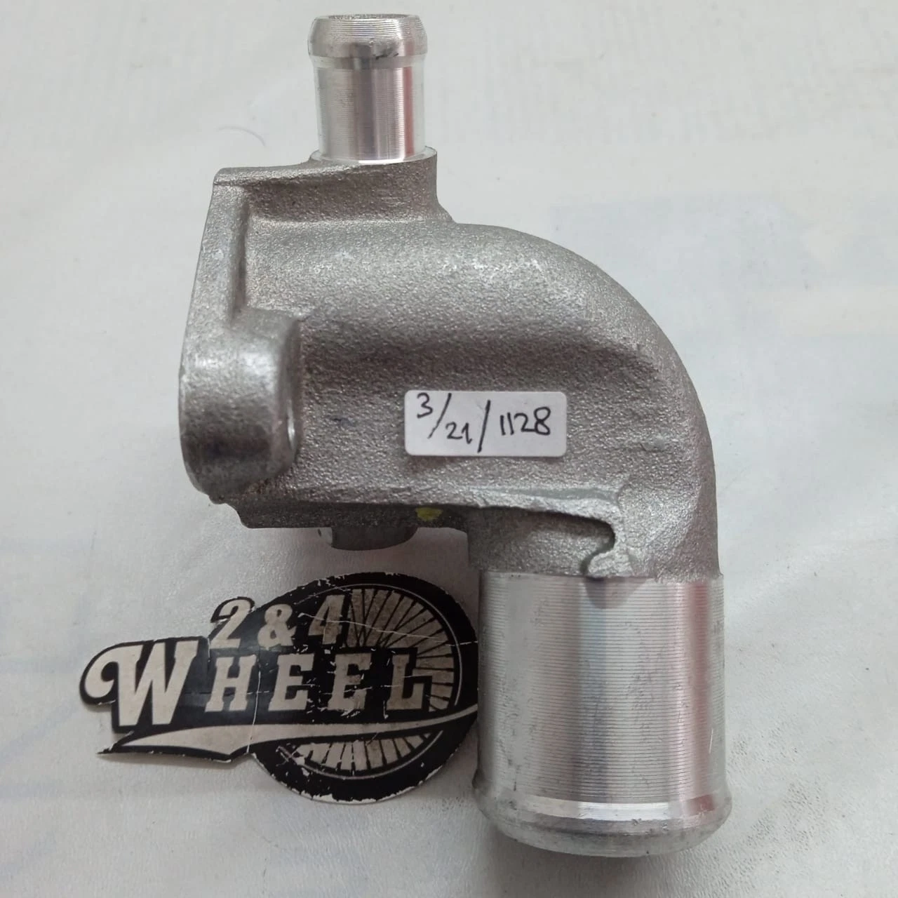 Water Outlet Thermostat Housing Daihatsu Feroza Sportrak Fourtrak F300 F61 NEW - Image 2
