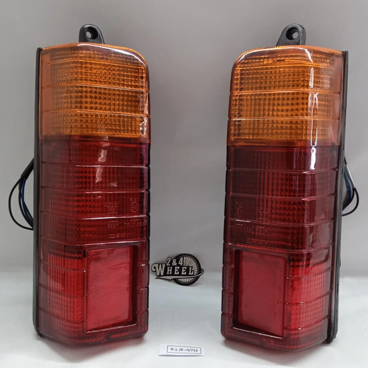Pair Daihatsu Hijet Van Piaggio Porter Station Wagon Tail Light Assy Lh/Rh NEW