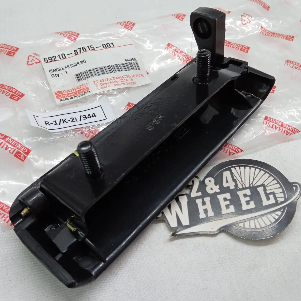Daihatsu Rocky Feroza Sportrak Fourtrak Blizzard Front Door Outer Handle RH NEW - Image 3