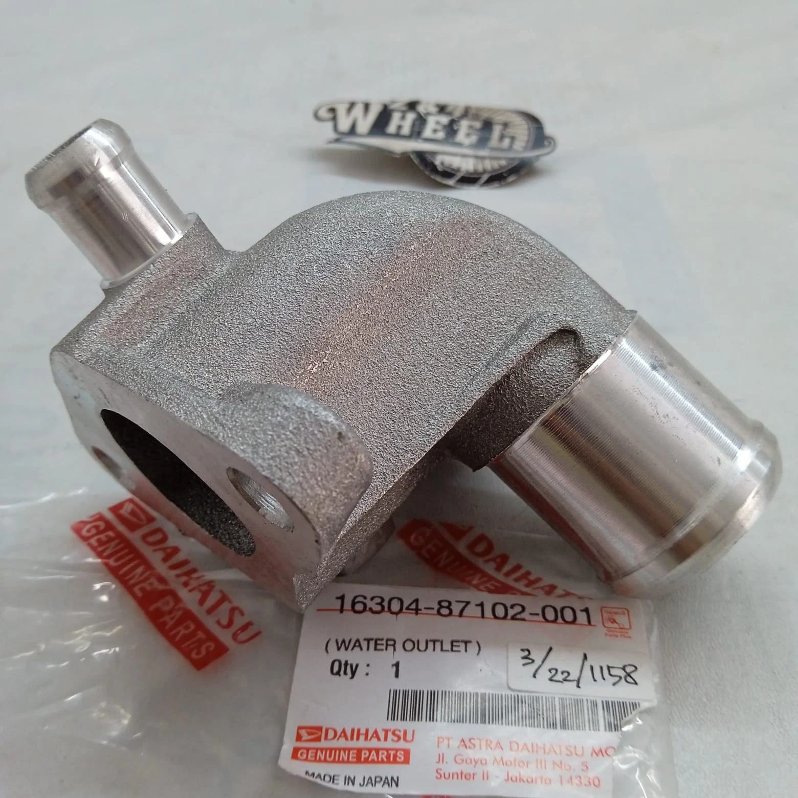 Water Outlet Thermostat Housing Daihatsu Feroza Sportrak Fourtrak F300 F61 NEW - Image 5