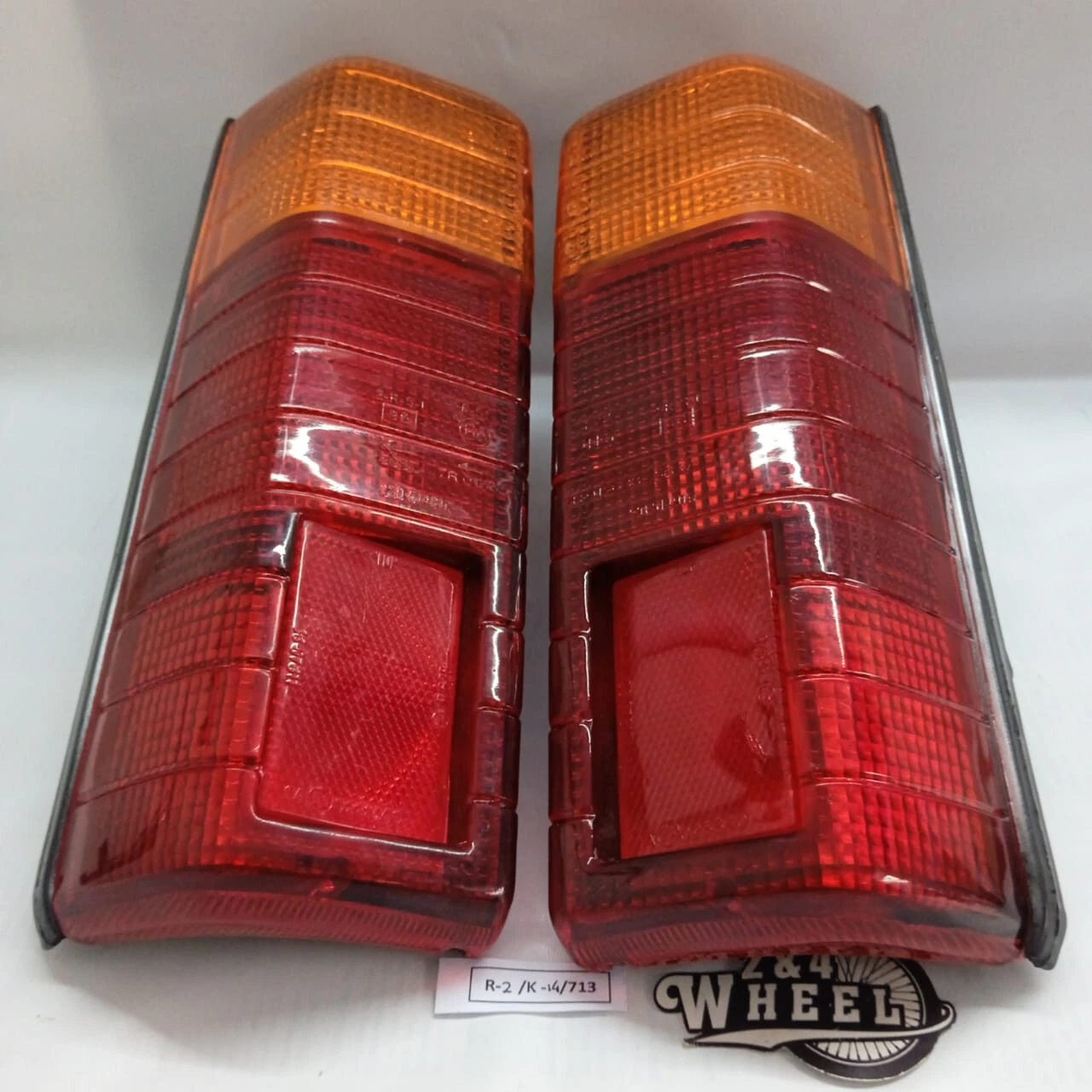 1Pair Piaggio Porter Daihatsu Hijet Box and Estate Tail Light Assy Lh/Rh NEW - Image 3