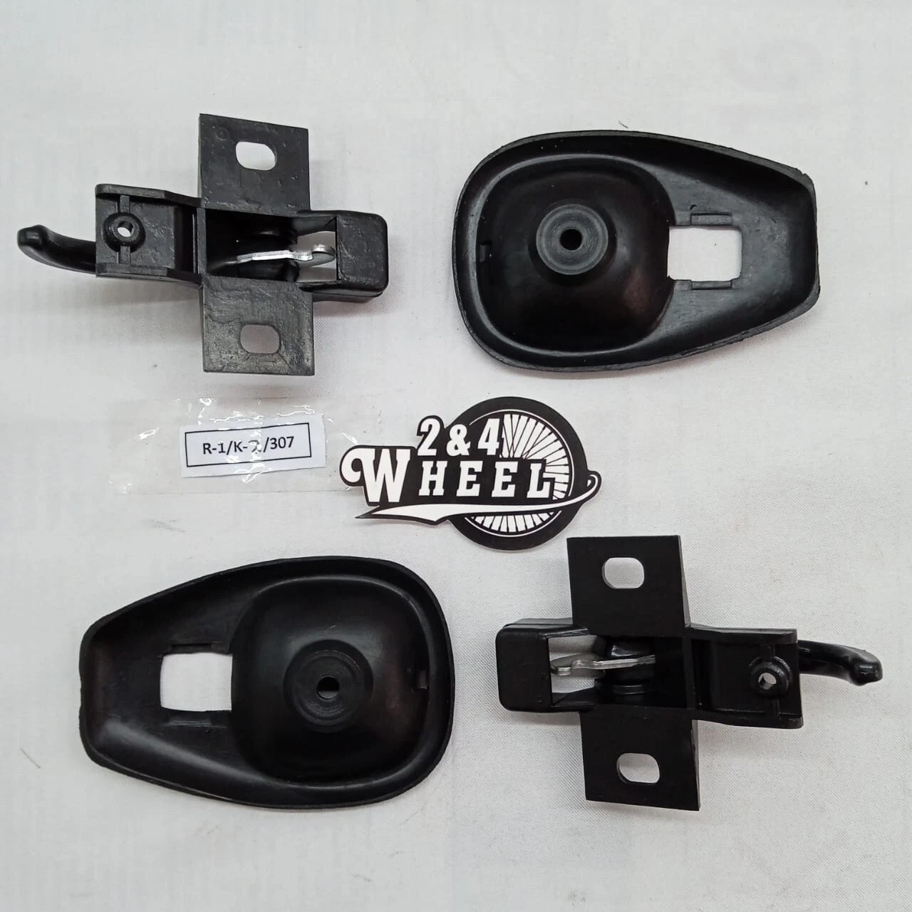 Daihatsu TAFT F10 F20 F50 Toyota Blizzard Interior Door Handle and Case Bezel - Image 2
