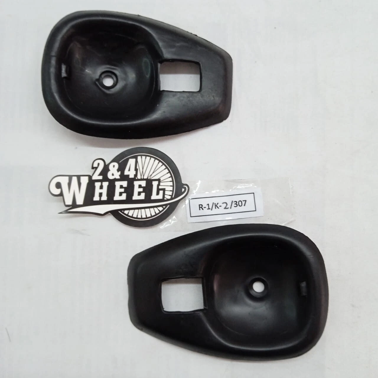 Daihatsu TAFT F10 F20 F50 Toyota Blizzard Interior Door Handle and Case Bezel - Image 8