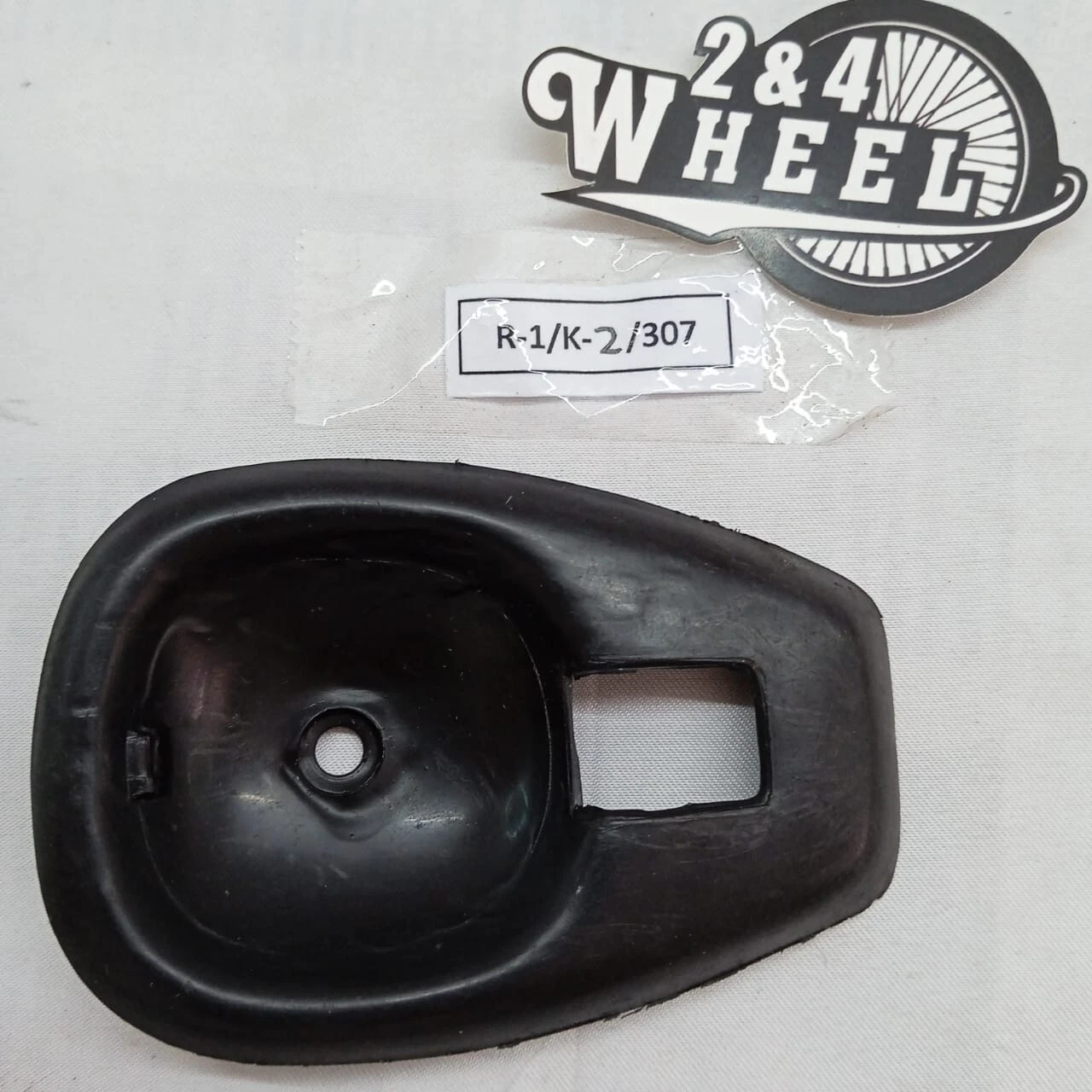 Daihatsu TAFT F10 F20 F50 Toyota Blizzard Interior Door Handle and Case Bezel - Image 10
