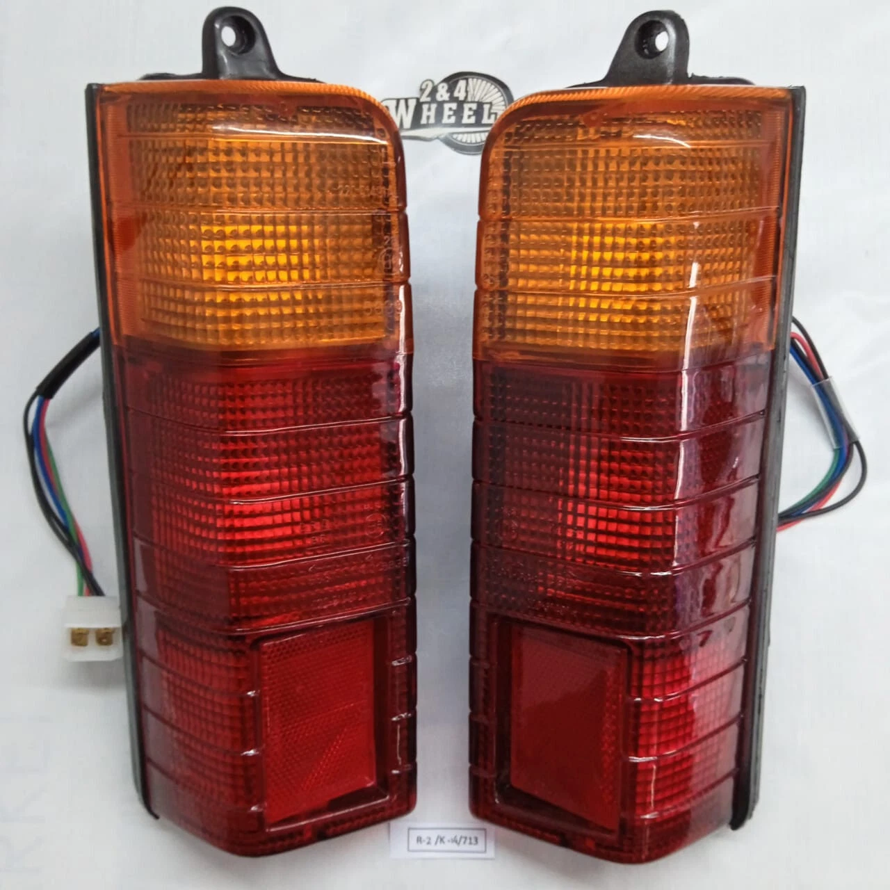 Tail Light Assy For Piaggio Porter Daihatsu Hijet Box and Estate Lh/Rh NEW - Image 2