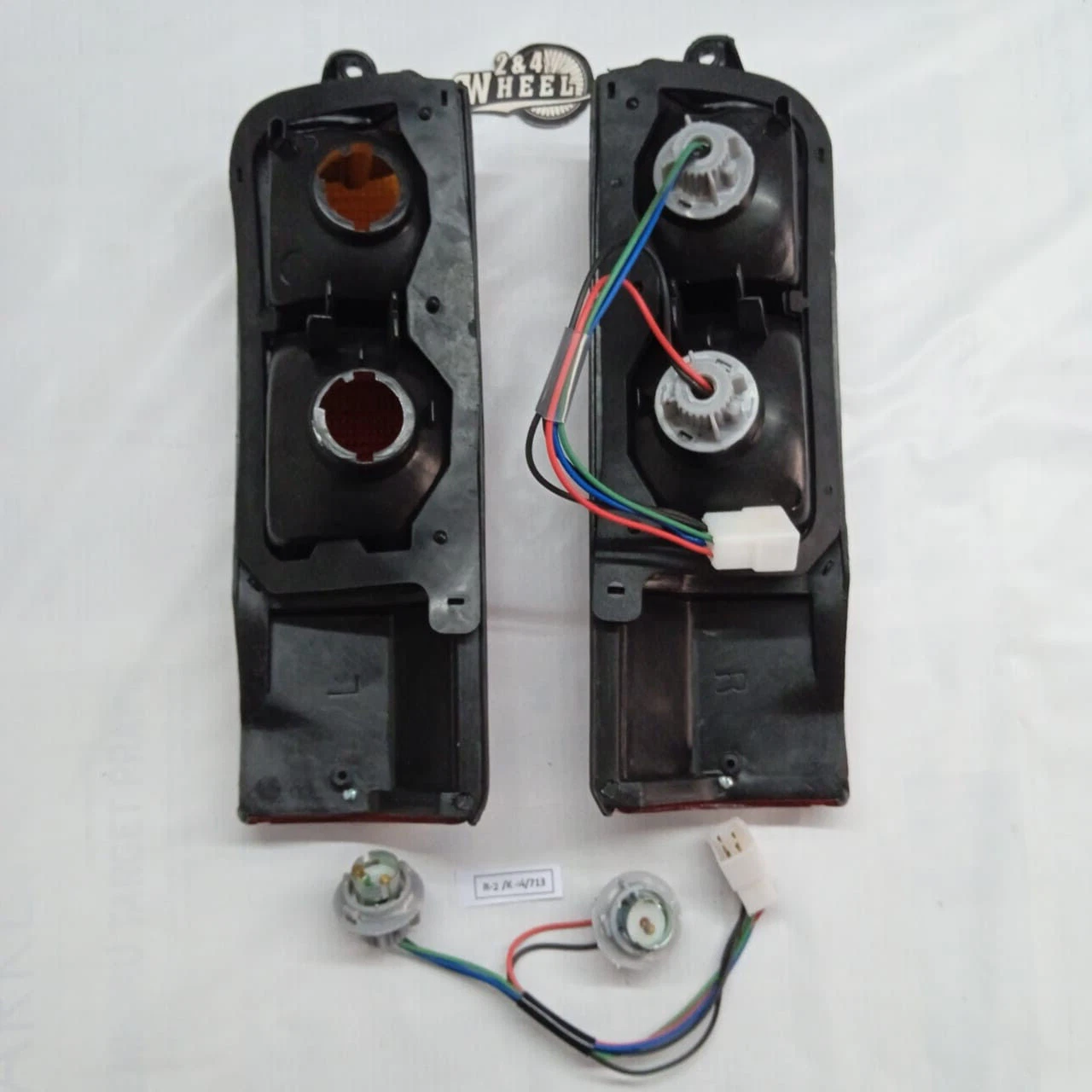 Tail Light Assy For Piaggio Porter Daihatsu Hijet Box and Estate Lh/Rh NEW - Image 6